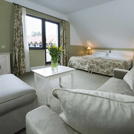 Warmia Park 4*
