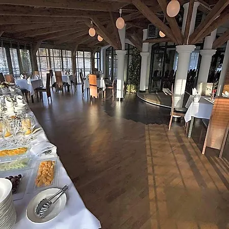 Warmia Park 4* Olsztyn (Warmian-Masurian)