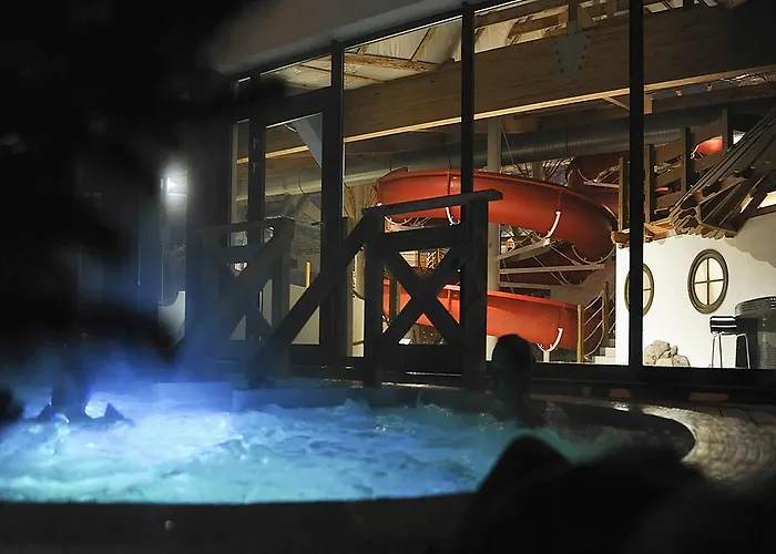 Warmia Park 酒店 4*